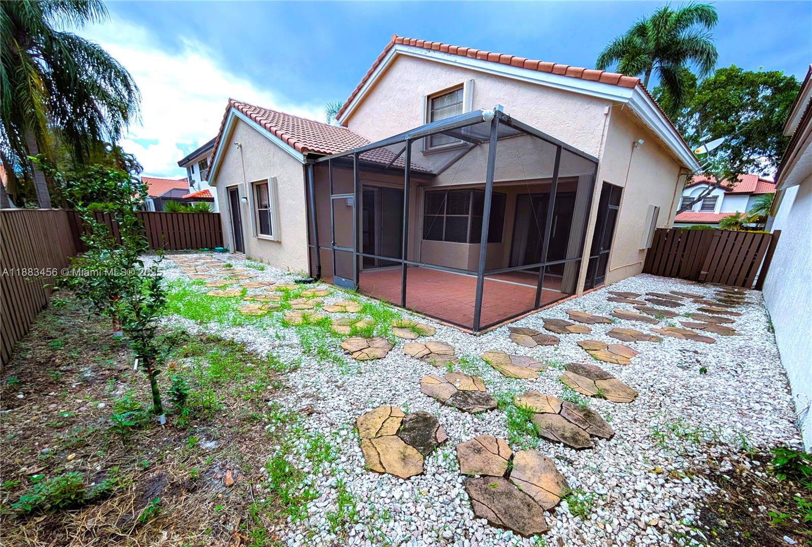 MINTO PLANTATION - 3 - Residential Lease