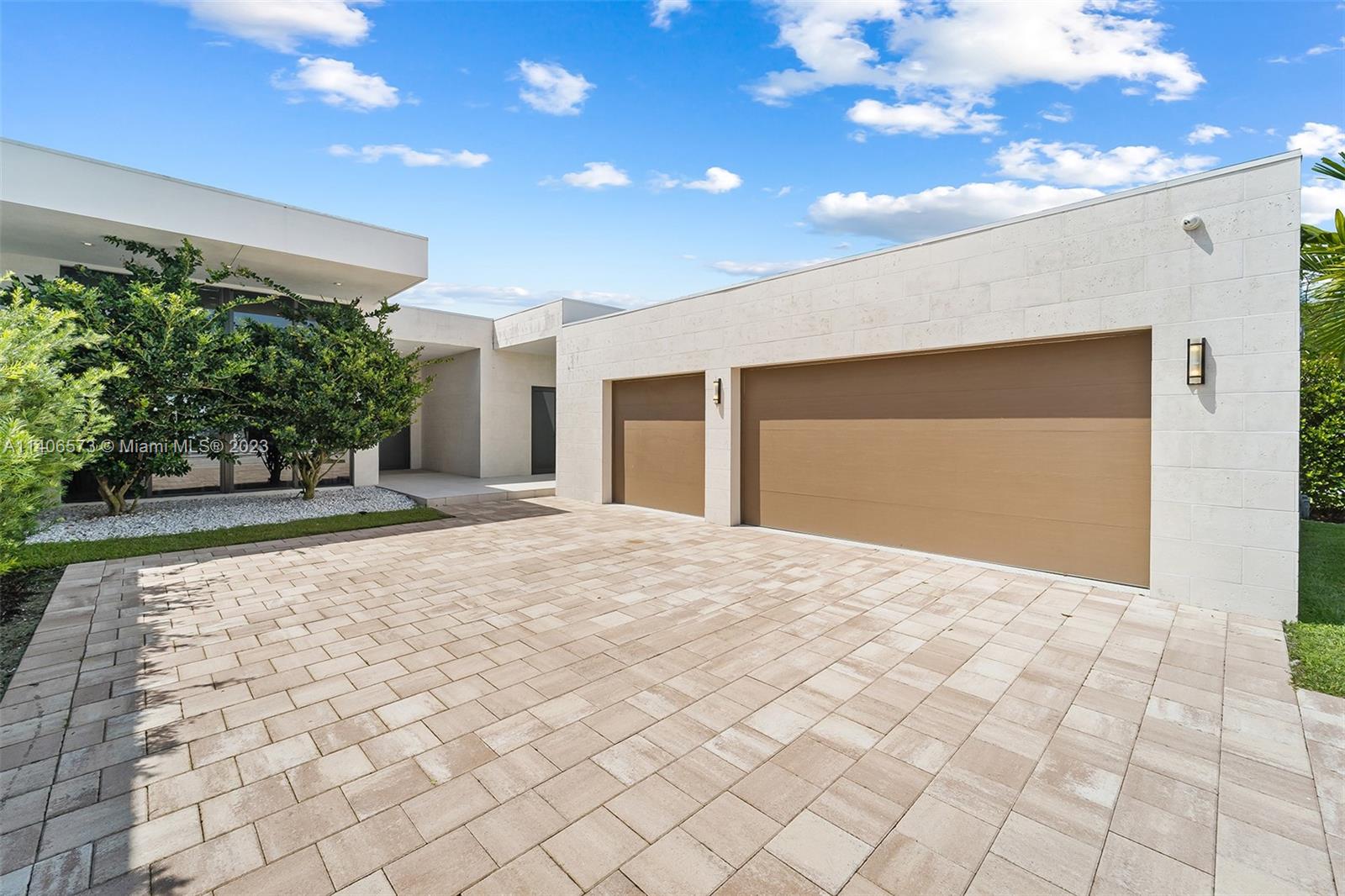 BOTANIKO - Residential