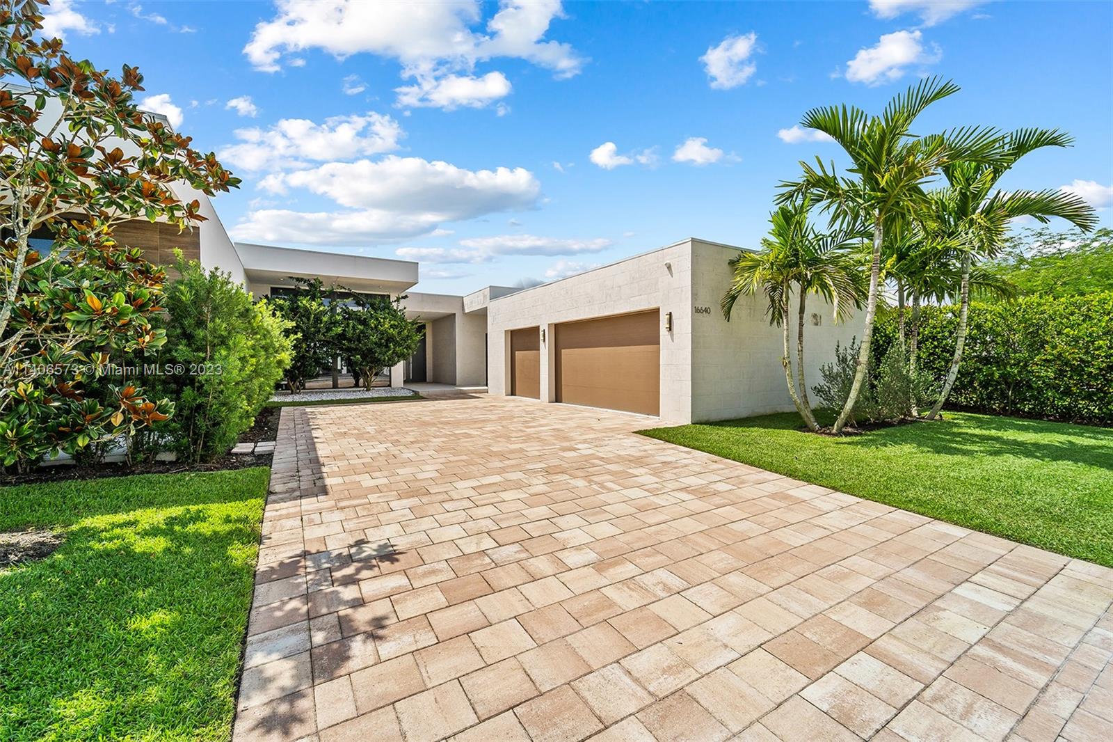 BOTANIKO - Residential