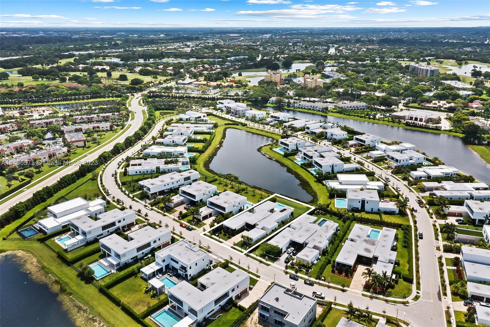 BOTANIKO - Residential