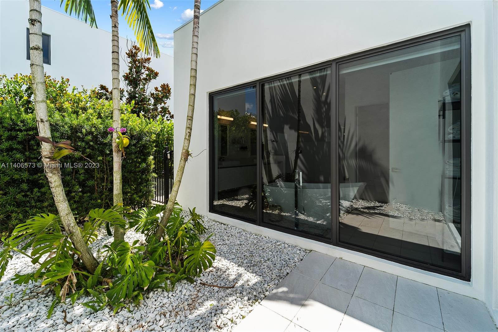 BOTANIKO - Residential