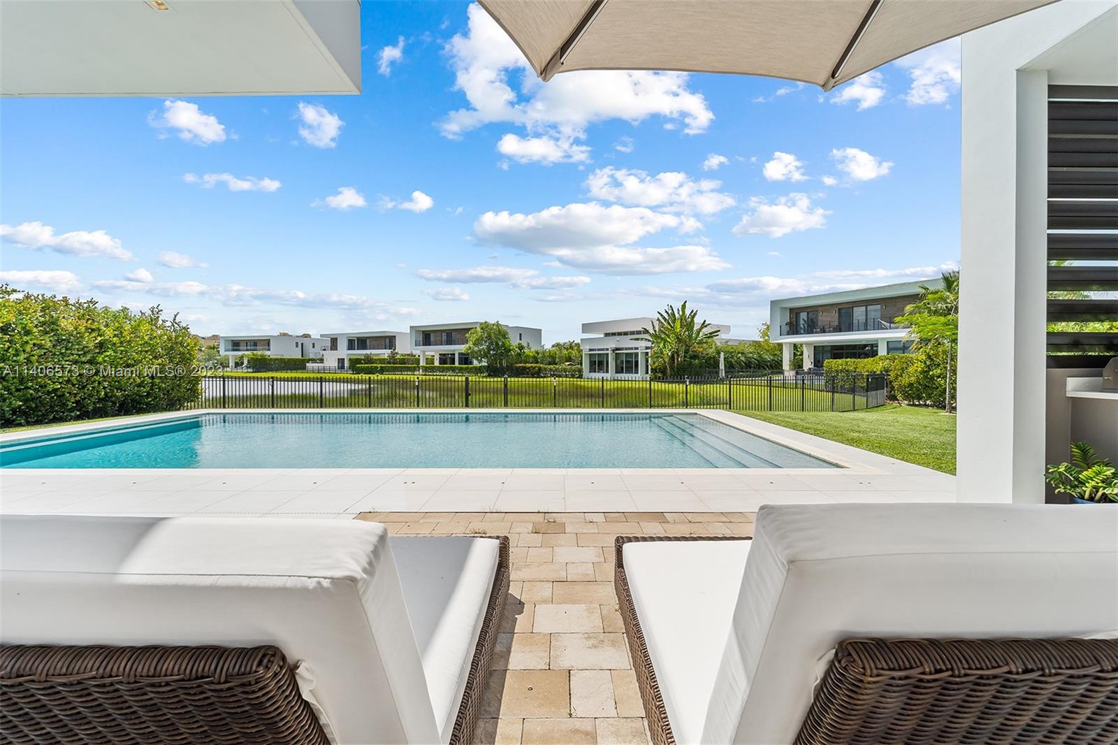 BOTANIKO - Residential