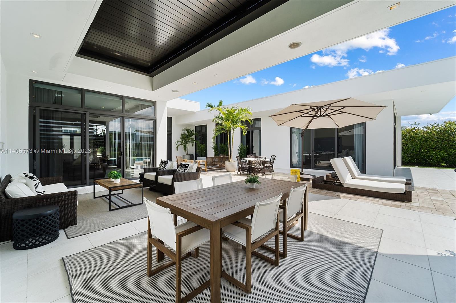 BOTANIKO - Residential