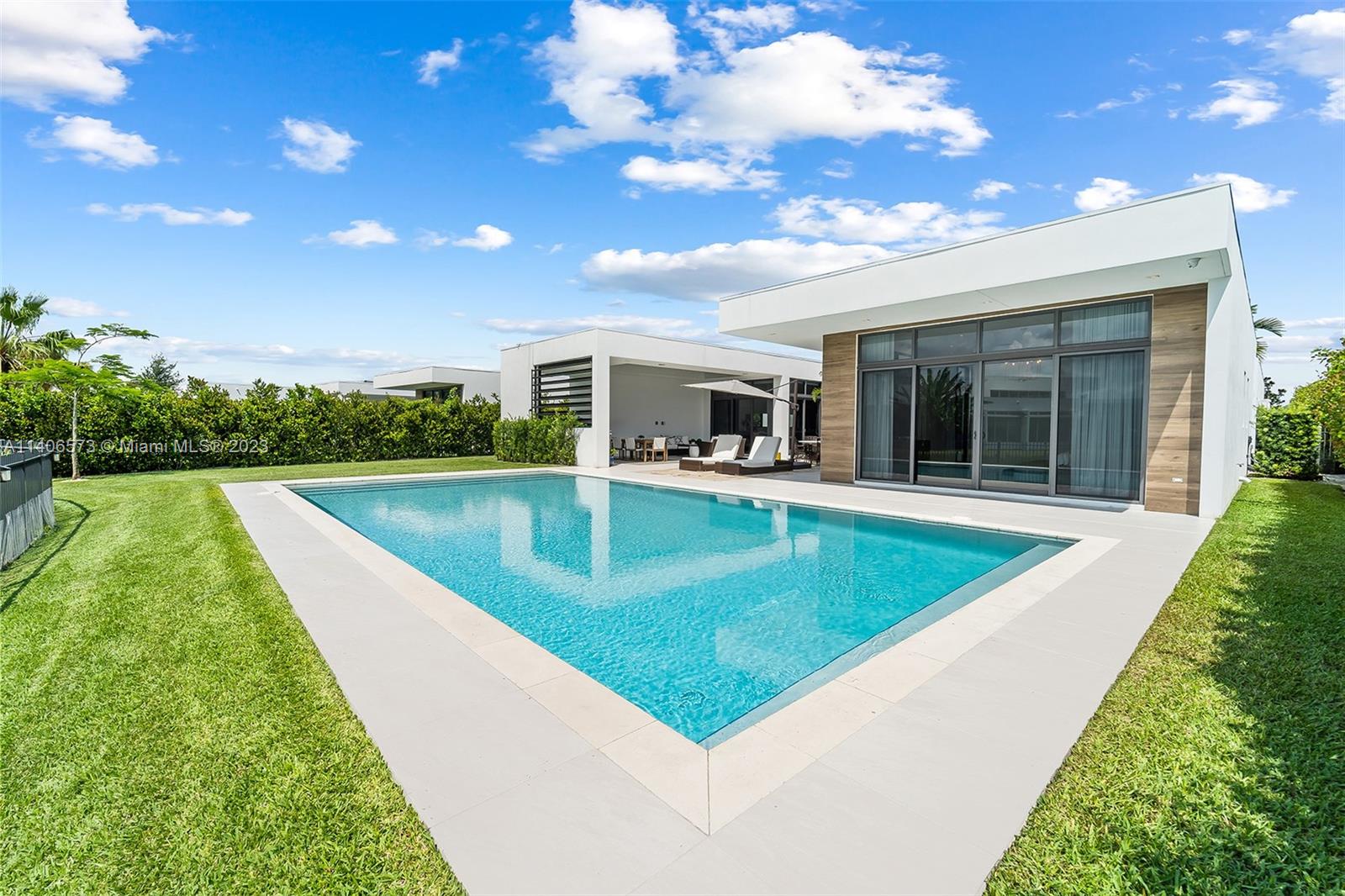 BOTANIKO - Residential