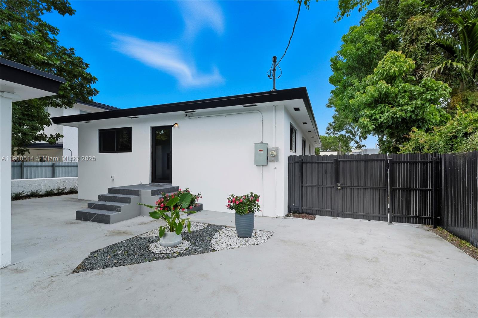 SOUTH SHENANDOAH - Residential