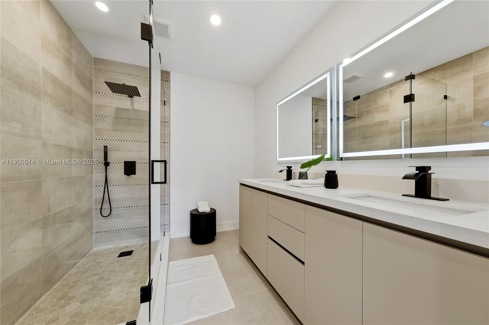 SOUTH SHENANDOAH - Residential