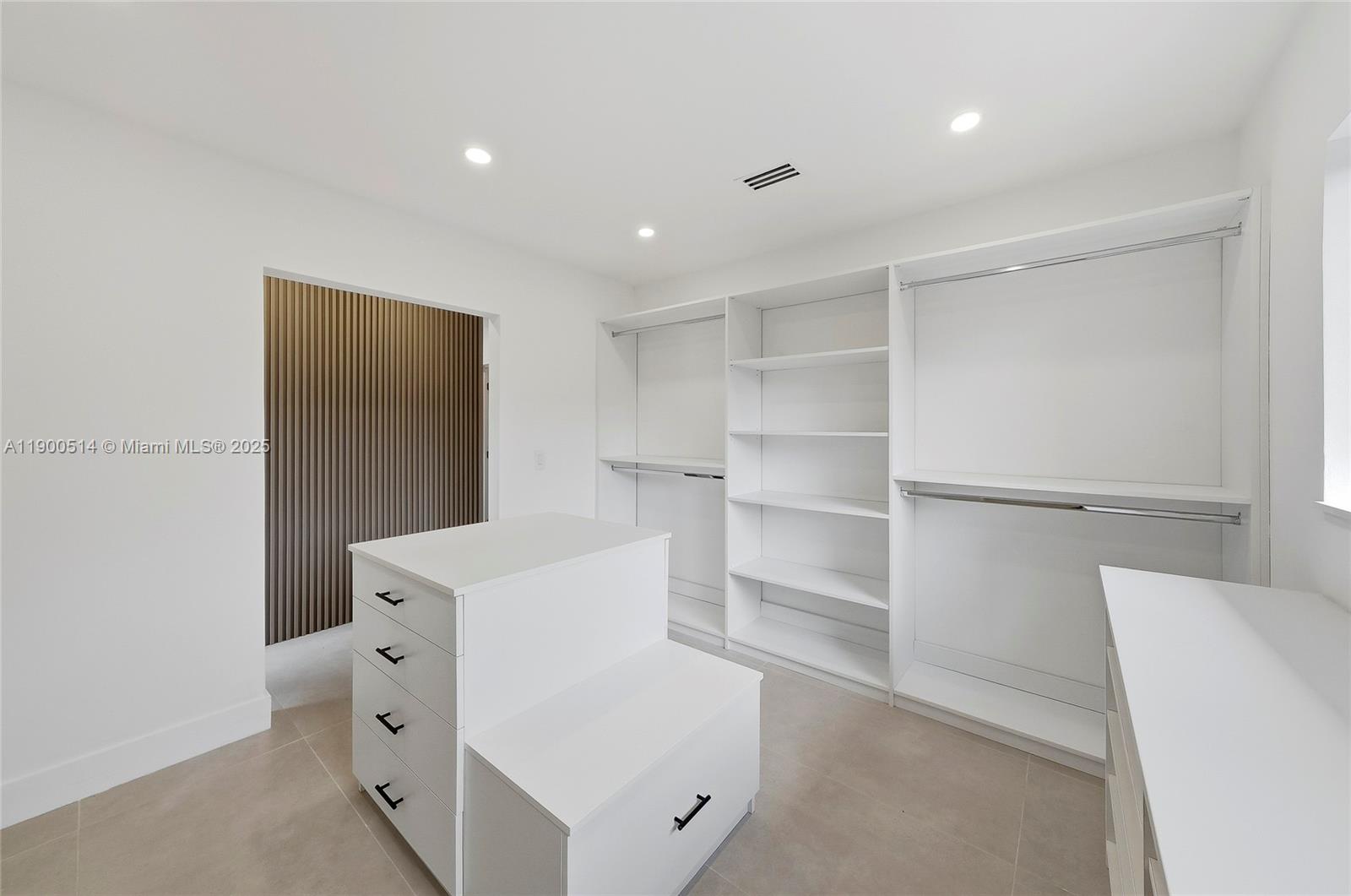 SOUTH SHENANDOAH - Residential