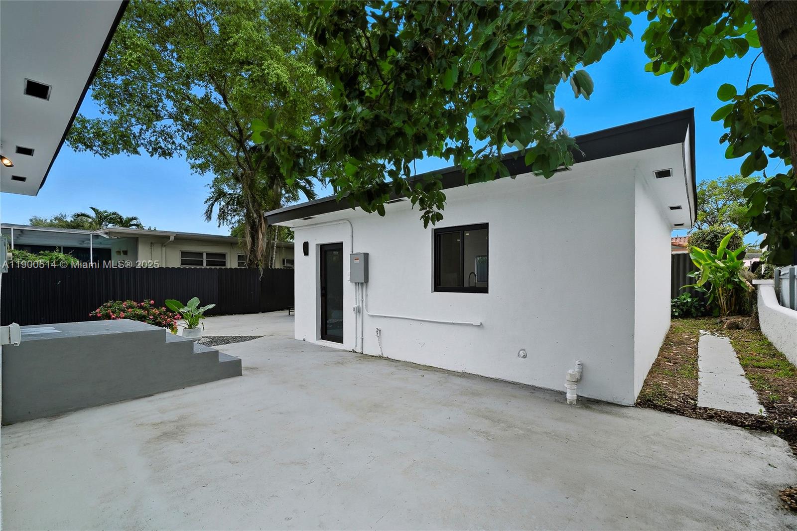 SOUTH SHENANDOAH - Residential