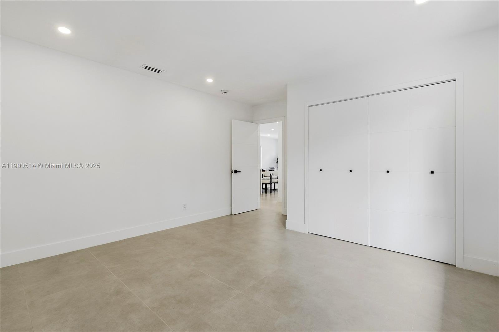 SOUTH SHENANDOAH - Residential