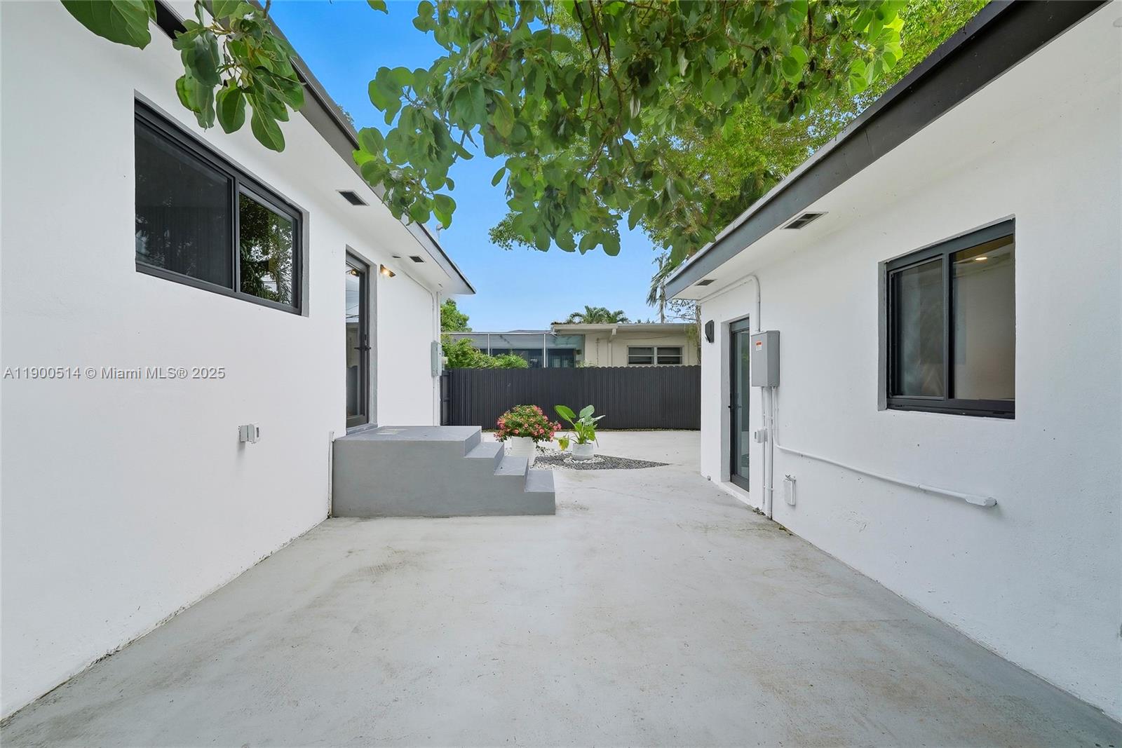 SOUTH SHENANDOAH - Residential