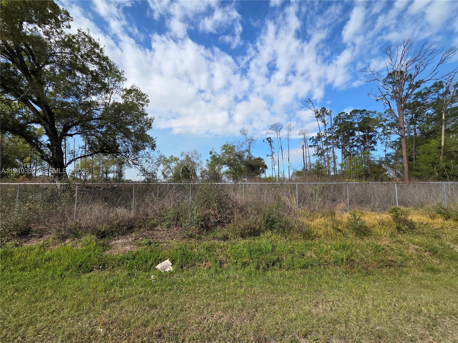 THE WOODLAND S/D - Land