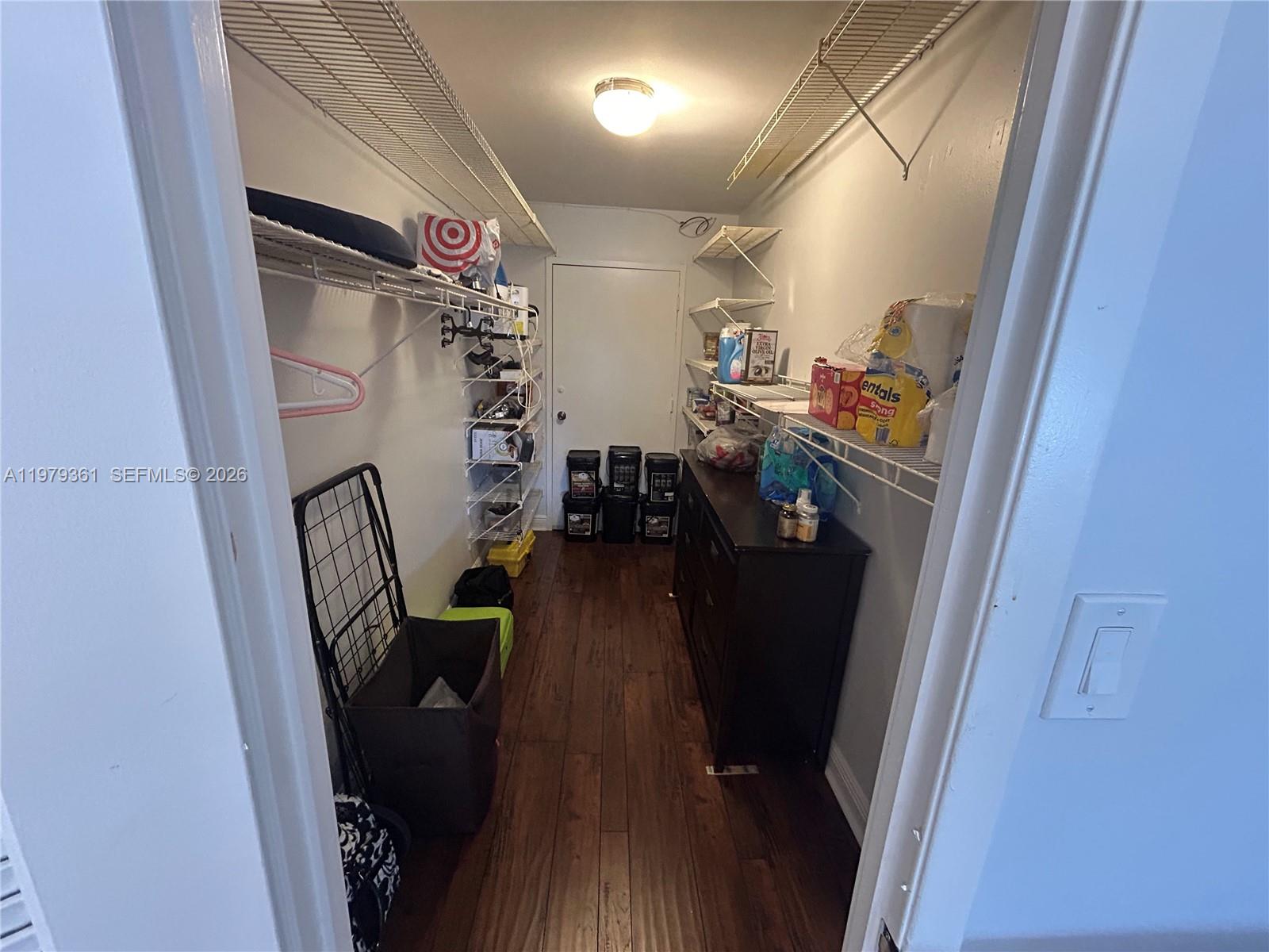 DEL PRADO MARINA - Residential Lease