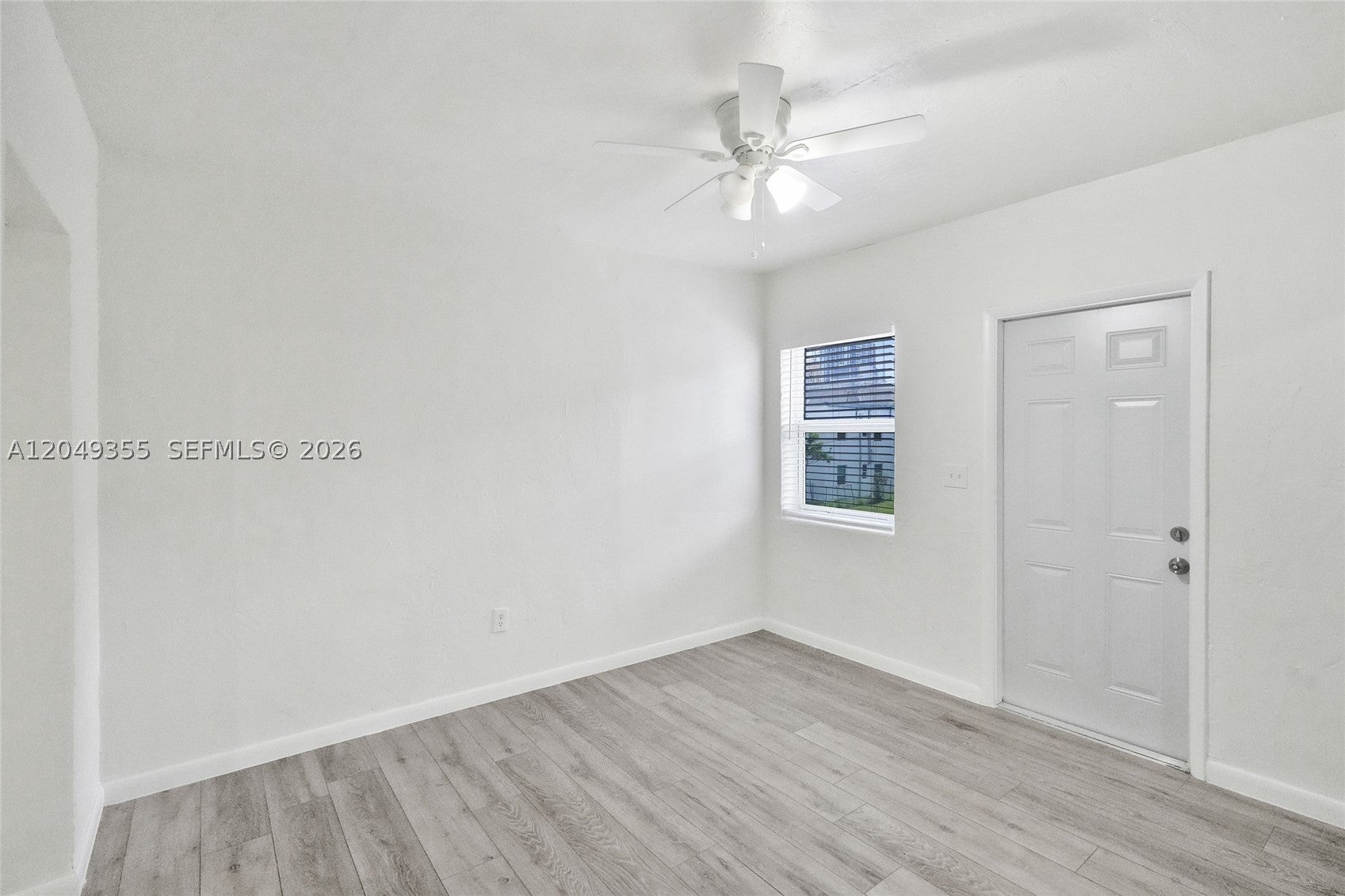 200 NW 13th St 5