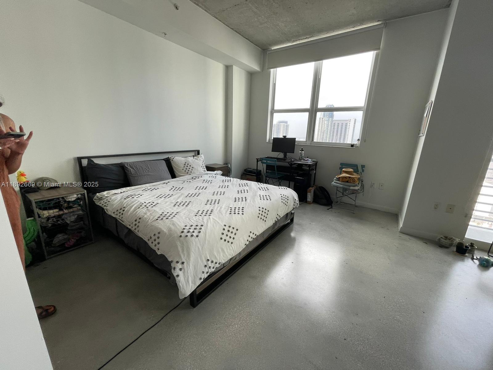 THE LOFT DOWNTOWN II COND - Residential Lease