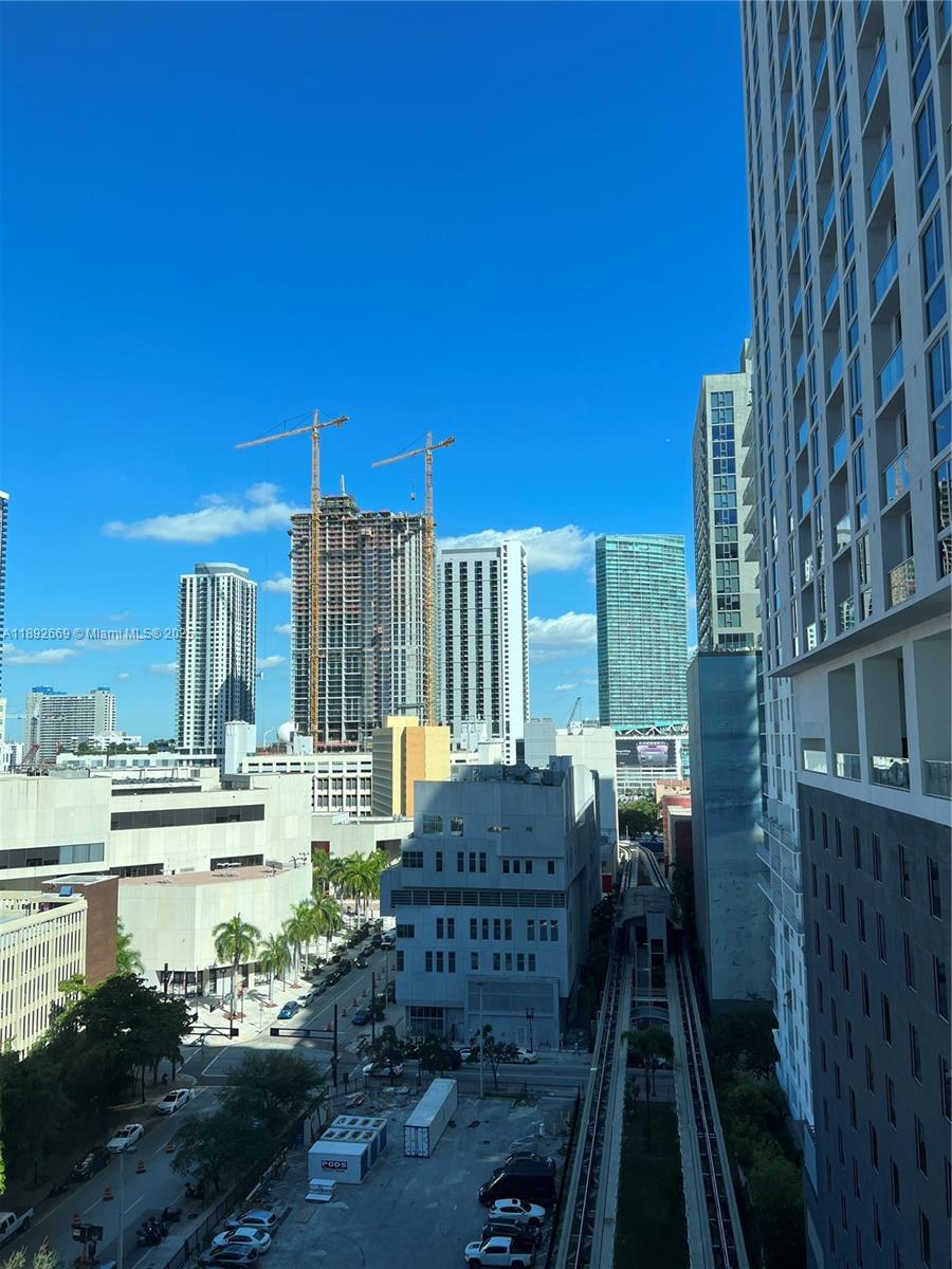 THE LOFT DOWNTOWN II COND - Residential Lease