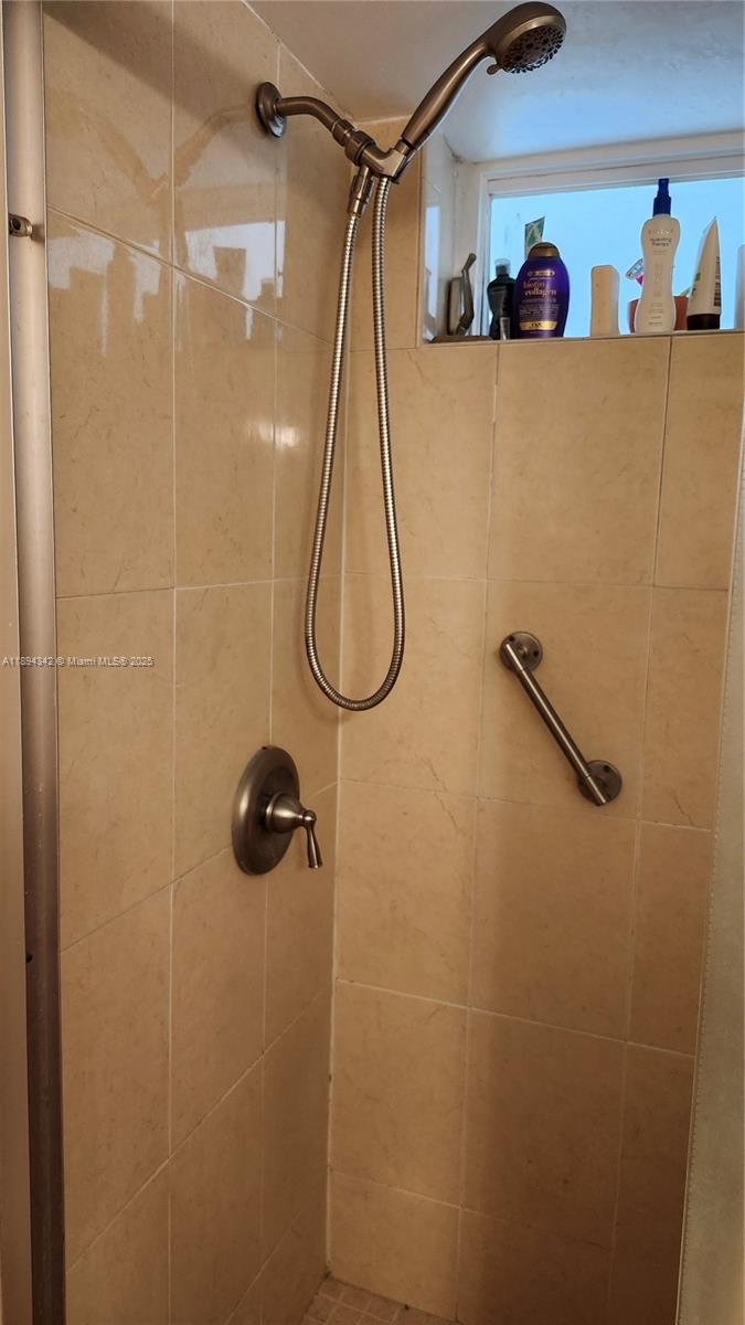 PALM ROYAL APTS INC CONDO - Residential