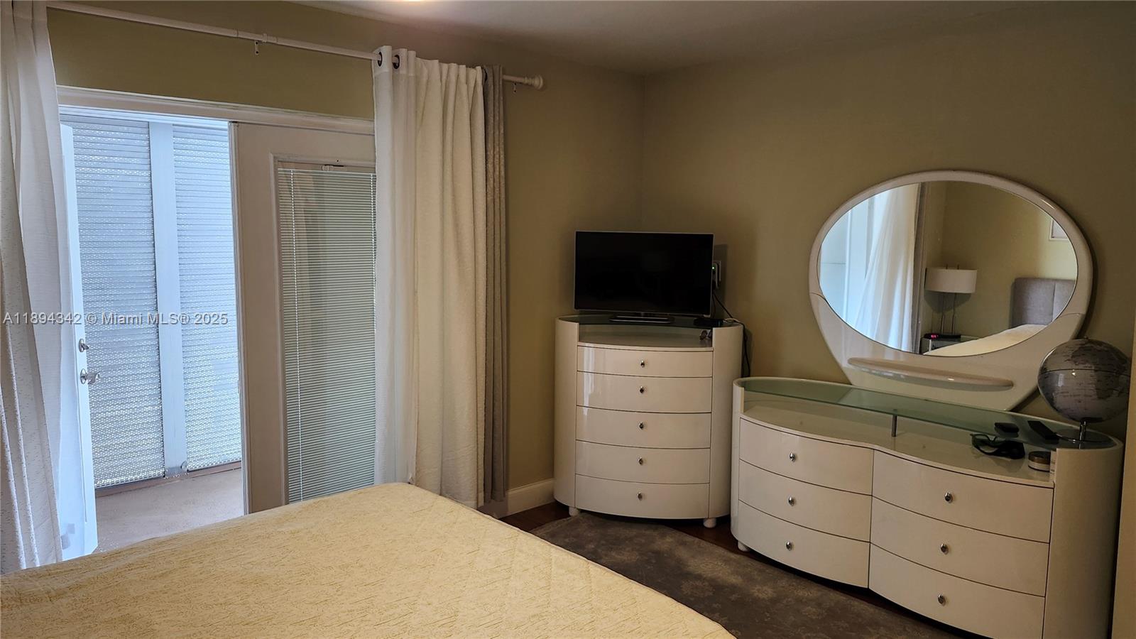 PALM ROYAL APTS INC CONDO - Residential