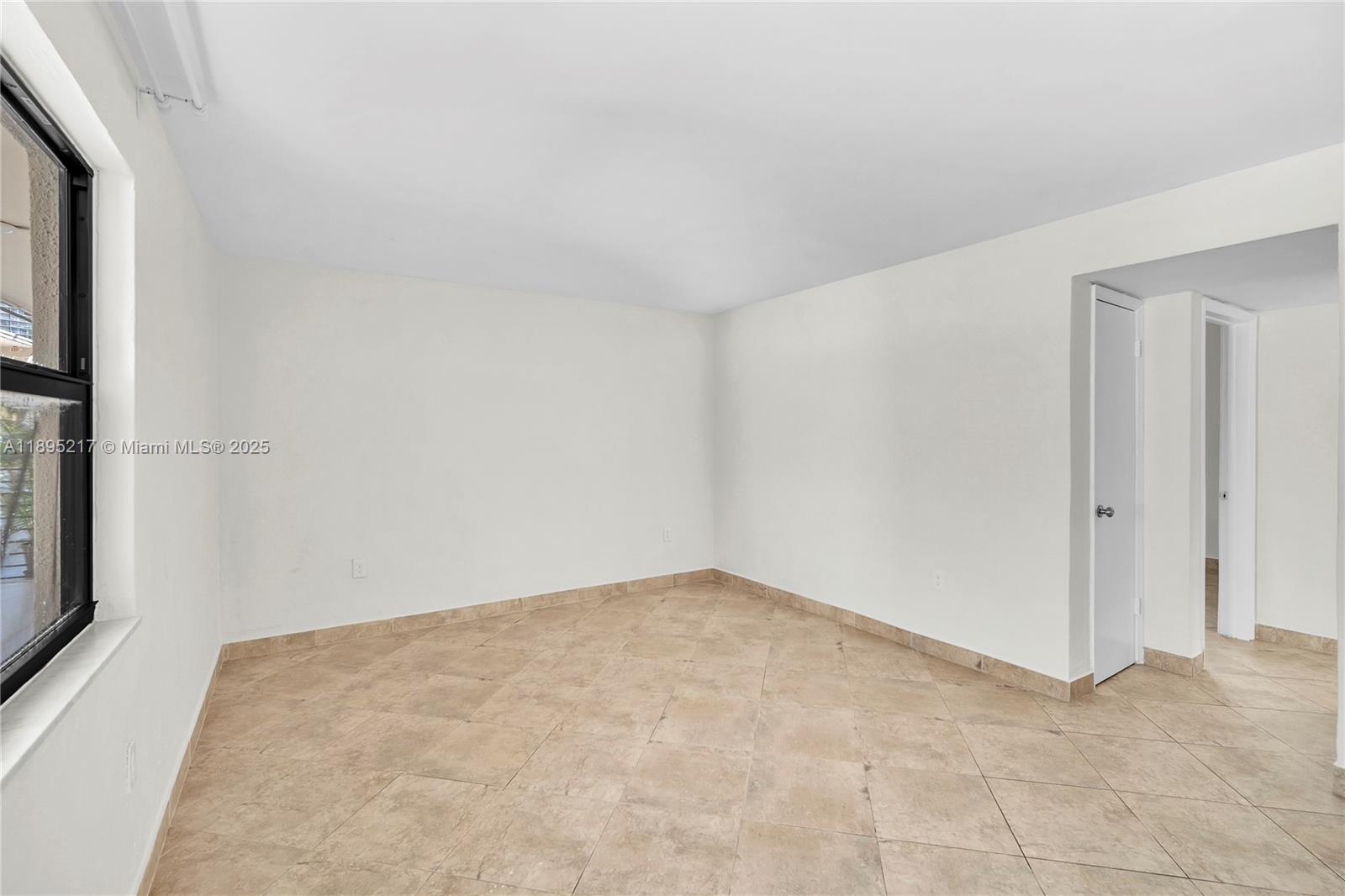CHATEAU GROVE CONDO - Residential Lease