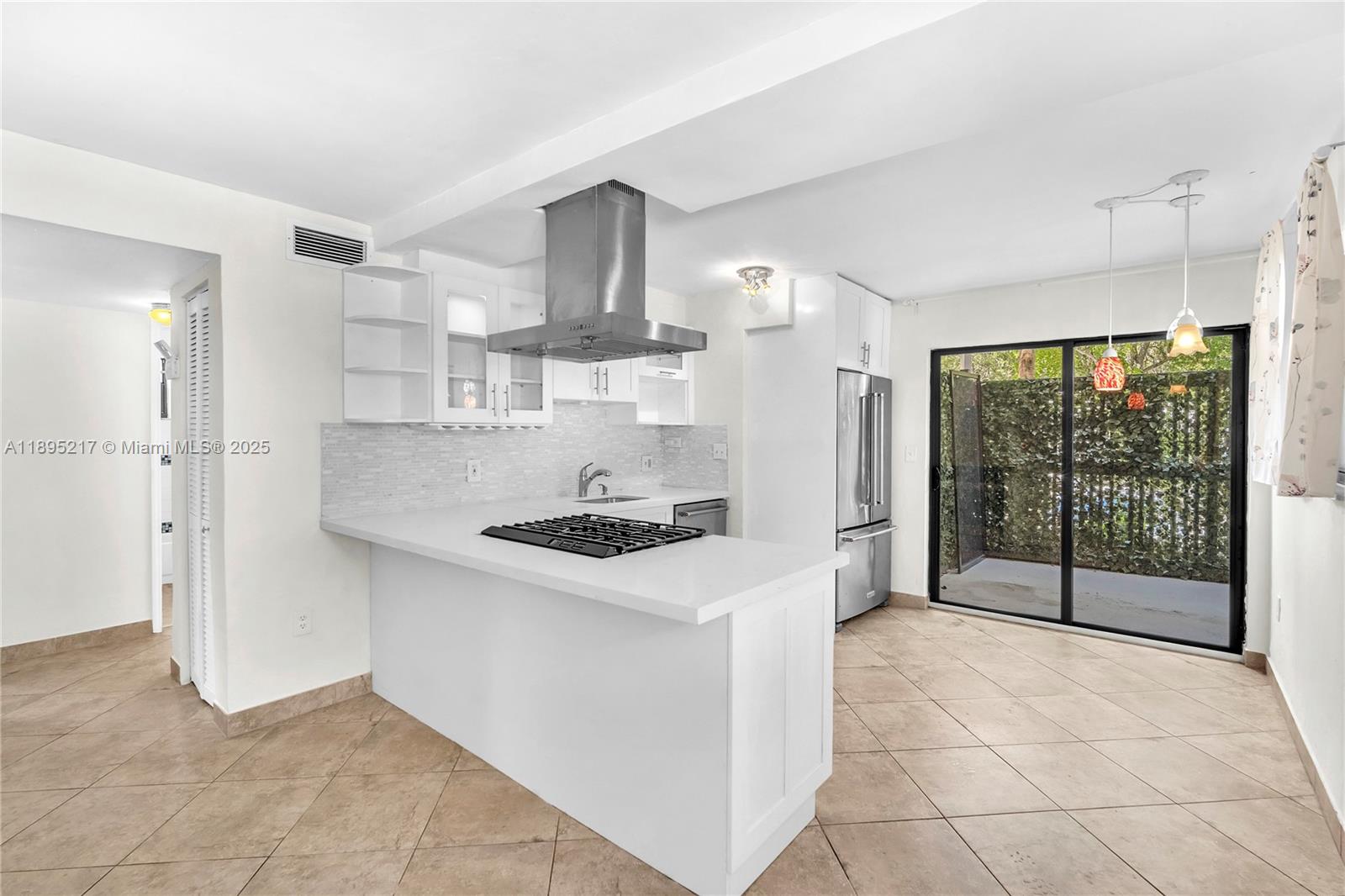 CHATEAU GROVE CONDO - Residential Lease