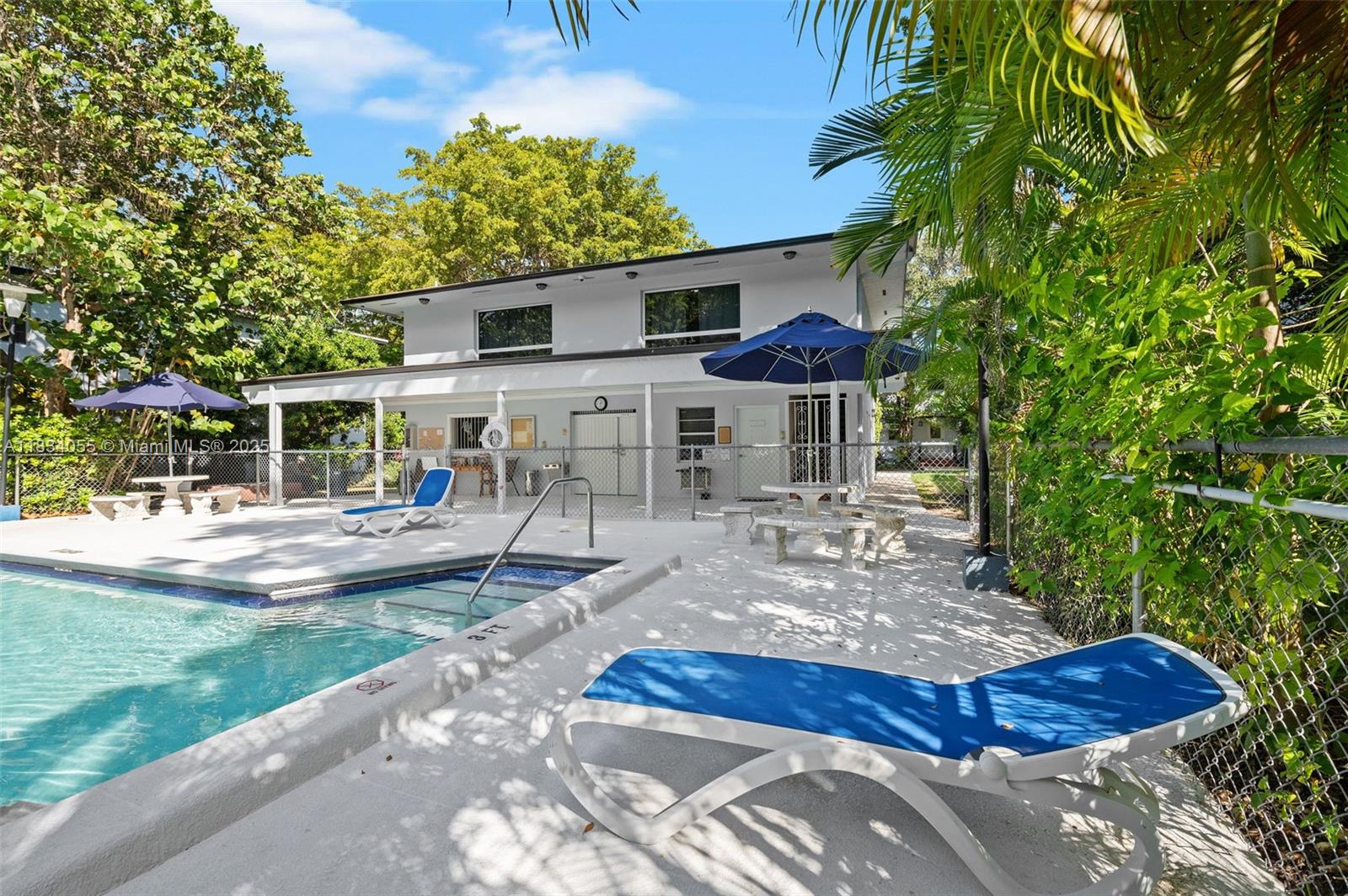 PATHWAYS CONDO - Residential Lease