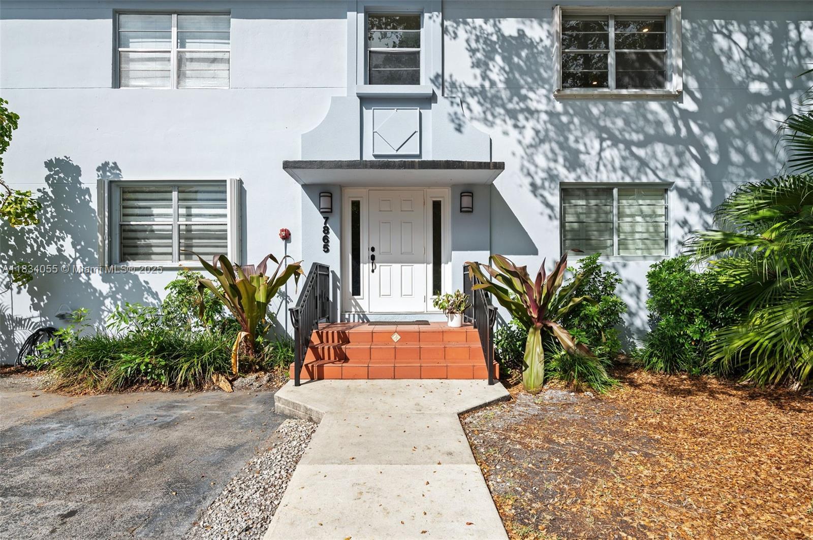 7865 SW 57th Ave 48D