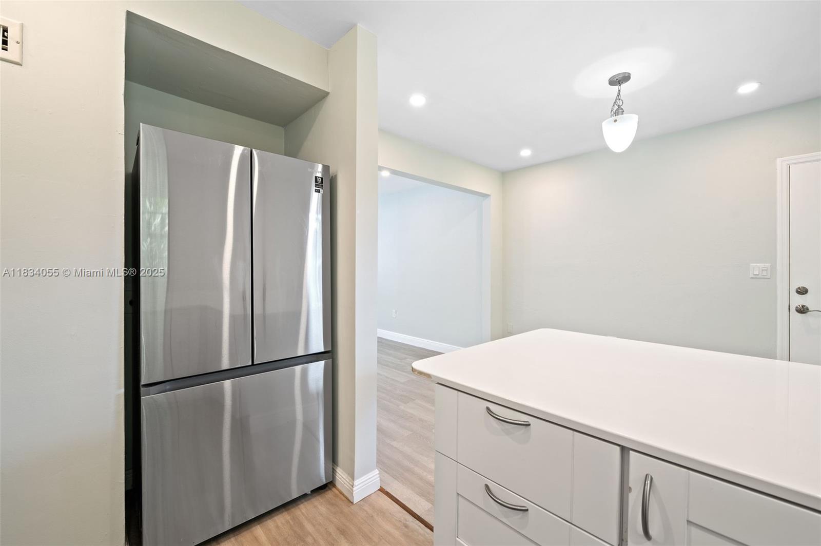 PATHWAYS CONDO - Residential Lease