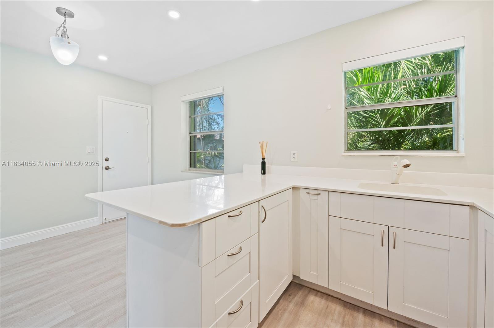 PATHWAYS CONDO - Residential Lease