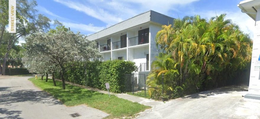 Great Investment close to Biscayne Bay located in desirable Upper East Miami and next to North Bay Village, Shorecrest and Miami Shores. East of Biscayne Blvd, half a block to NE 79 St and steps from the Bay.
Well-maintained 6-unit property on large 12,000 SF. Unit breakdown: 6 3/2 units.
Solid income $164,400. NOI 118K. 5% Cap Rate. Upside in rents, T-5-R zoning allows building up to 5 stories.
Safe, convenient location and tenant-friendly property.