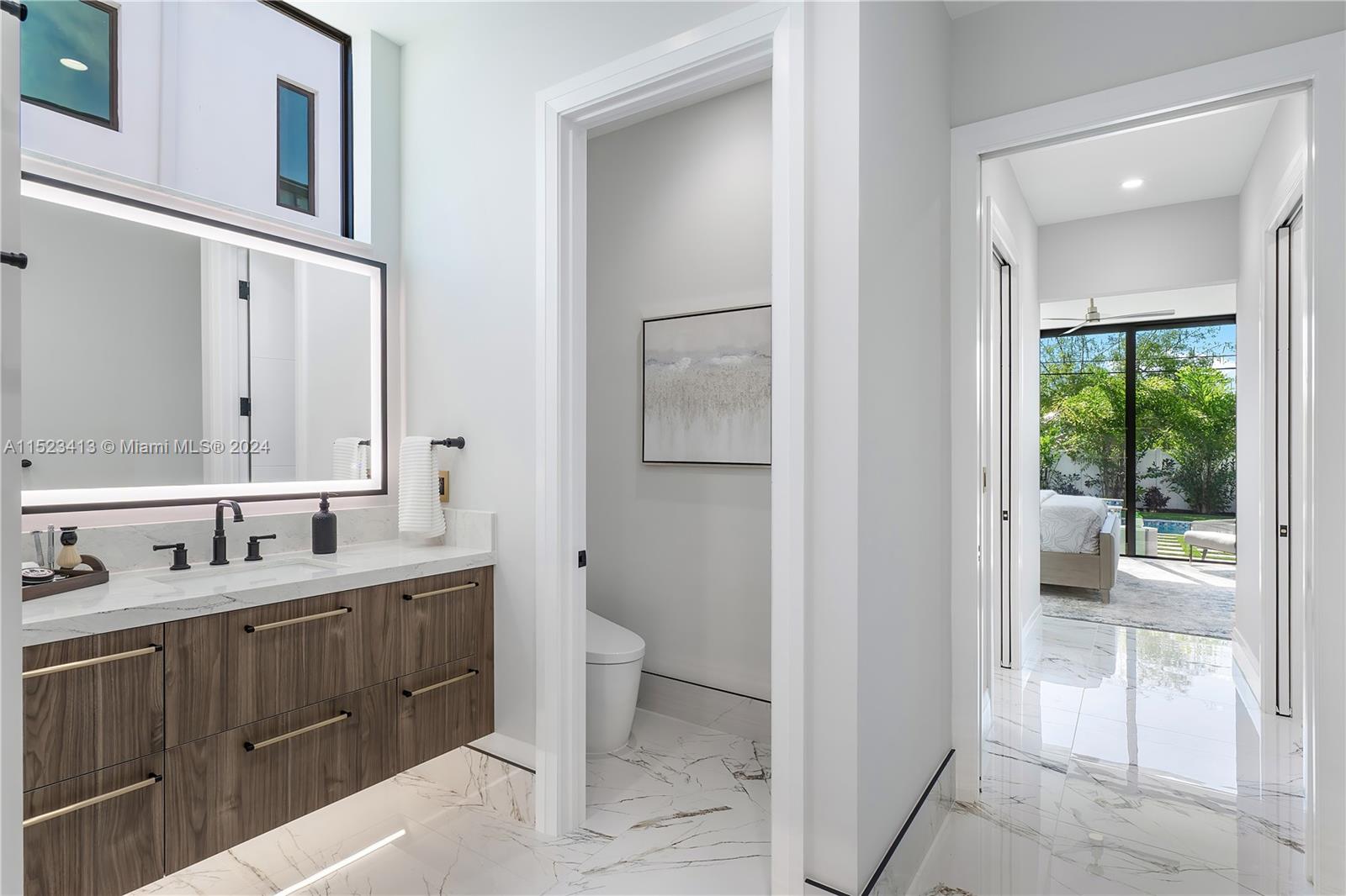 BOCA VILLAS - Residential