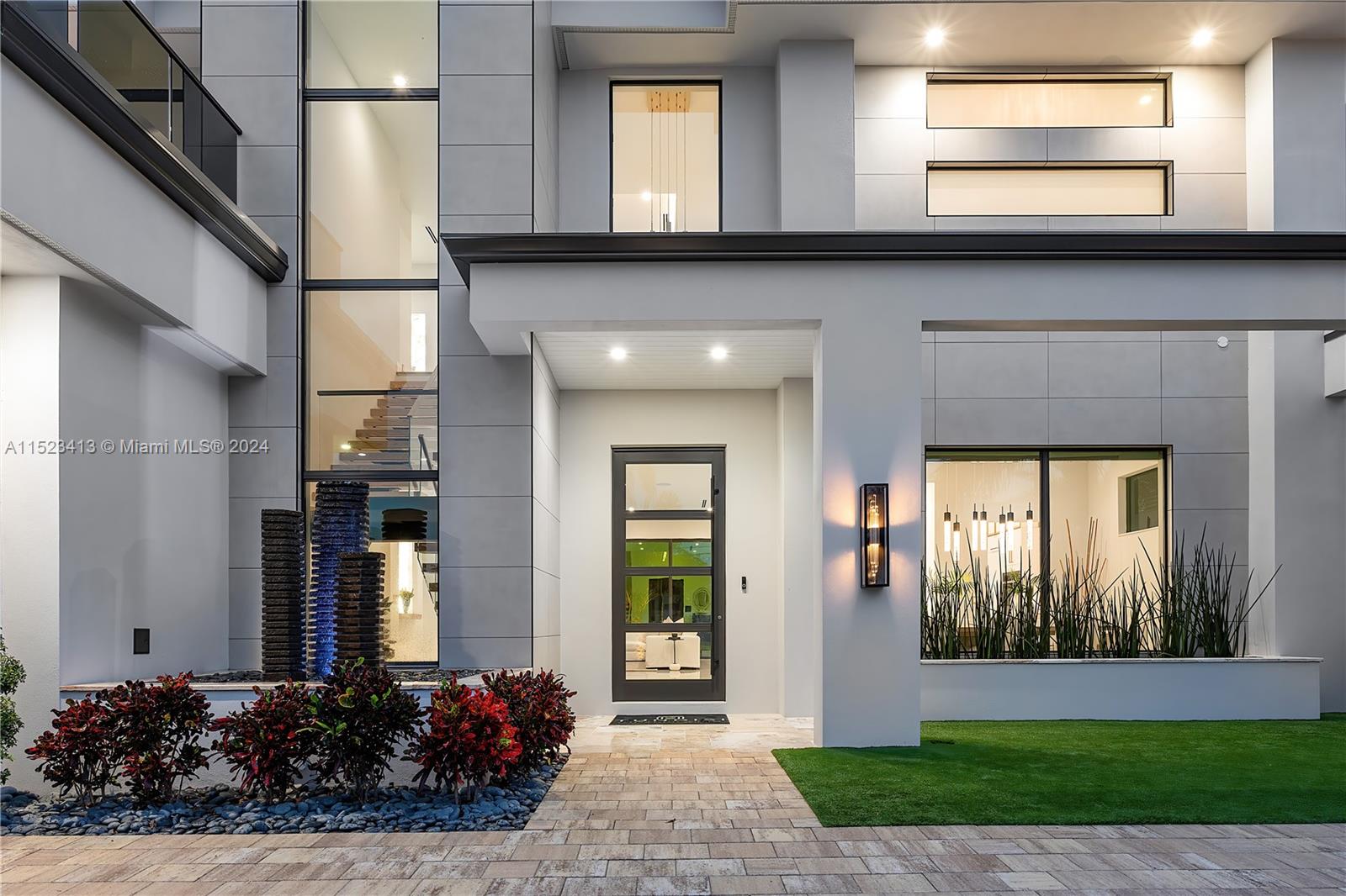 BOCA VILLAS - Residential