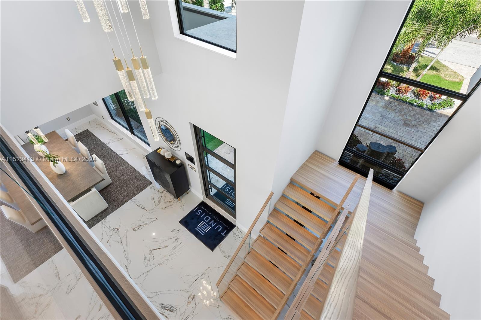 BOCA VILLAS - Residential