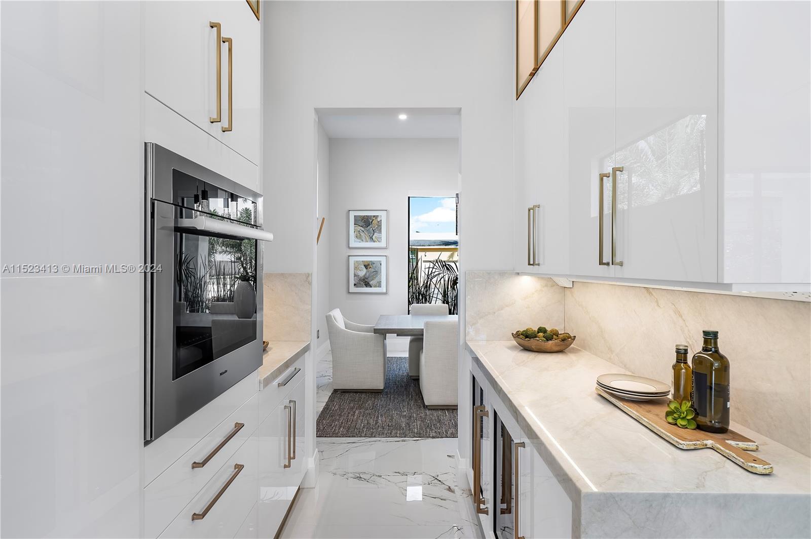 BOCA VILLAS - Residential