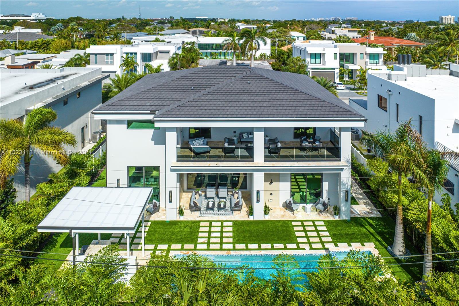 BOCA VILLAS - Residential