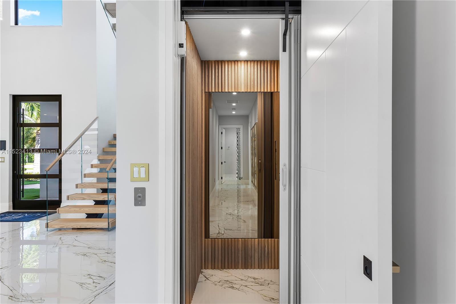 BOCA VILLAS - Residential