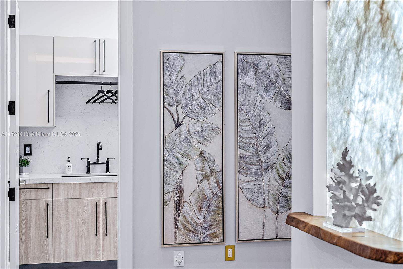 BOCA VILLAS - Residential