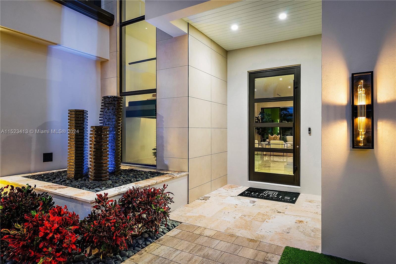 BOCA VILLAS - Residential