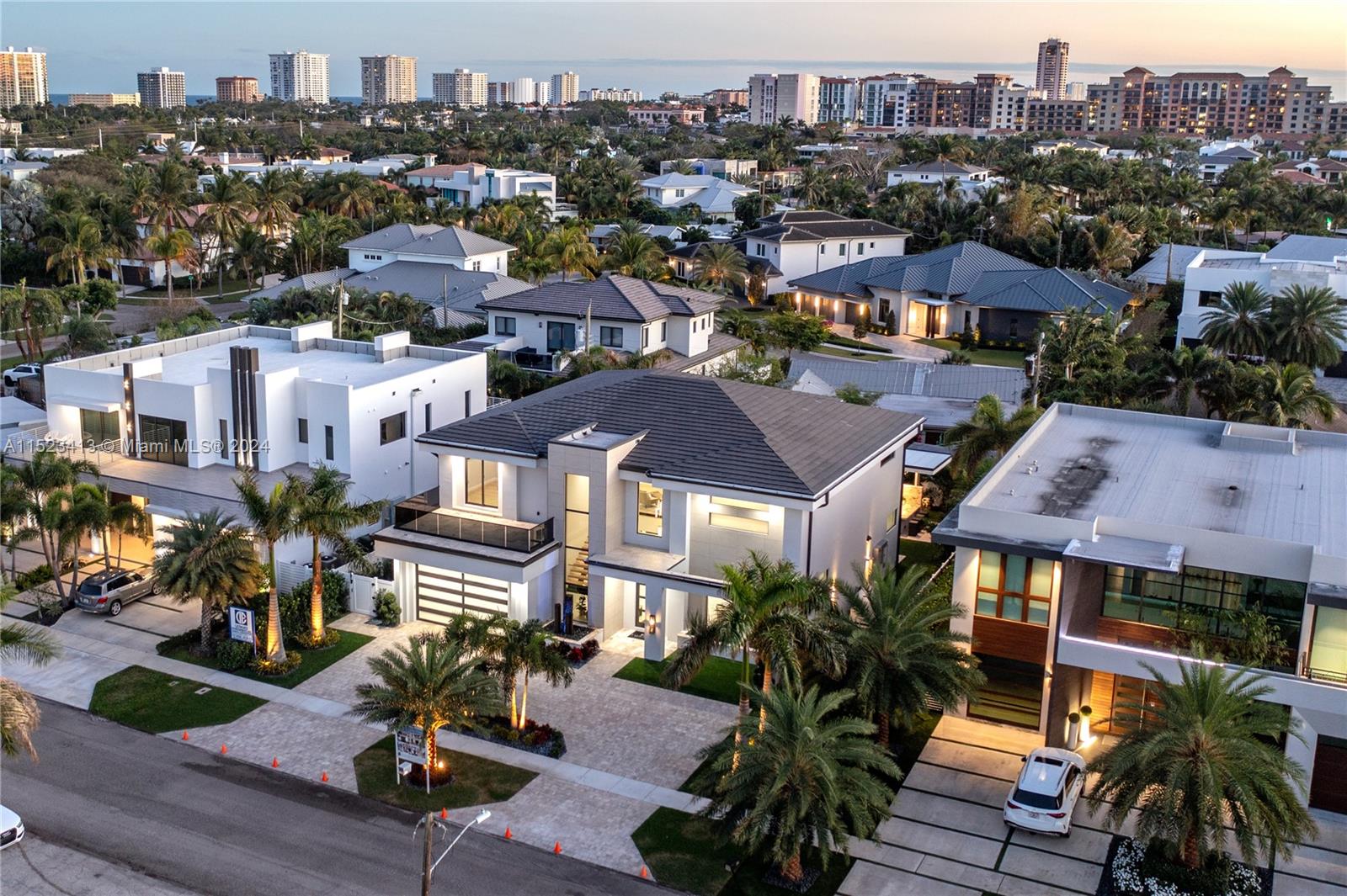 BOCA VILLAS - Residential