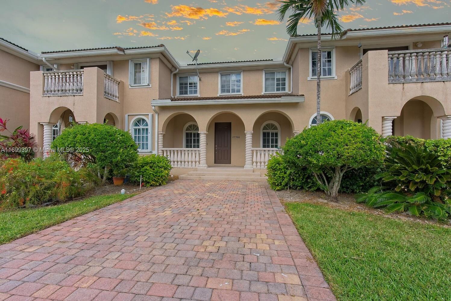 27966 Sw 140th Ave, Homestead, Miami-Dade County, Florida - 3 Bedrooms  
3 Bathrooms - 