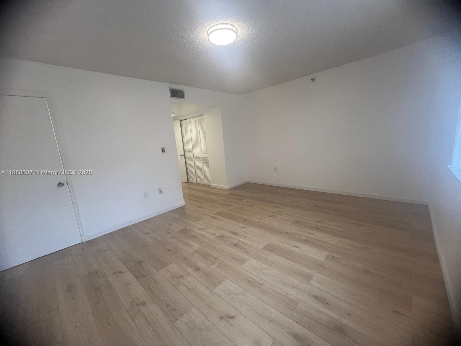BEACH POINT CLUB CONDO - Residential Lease