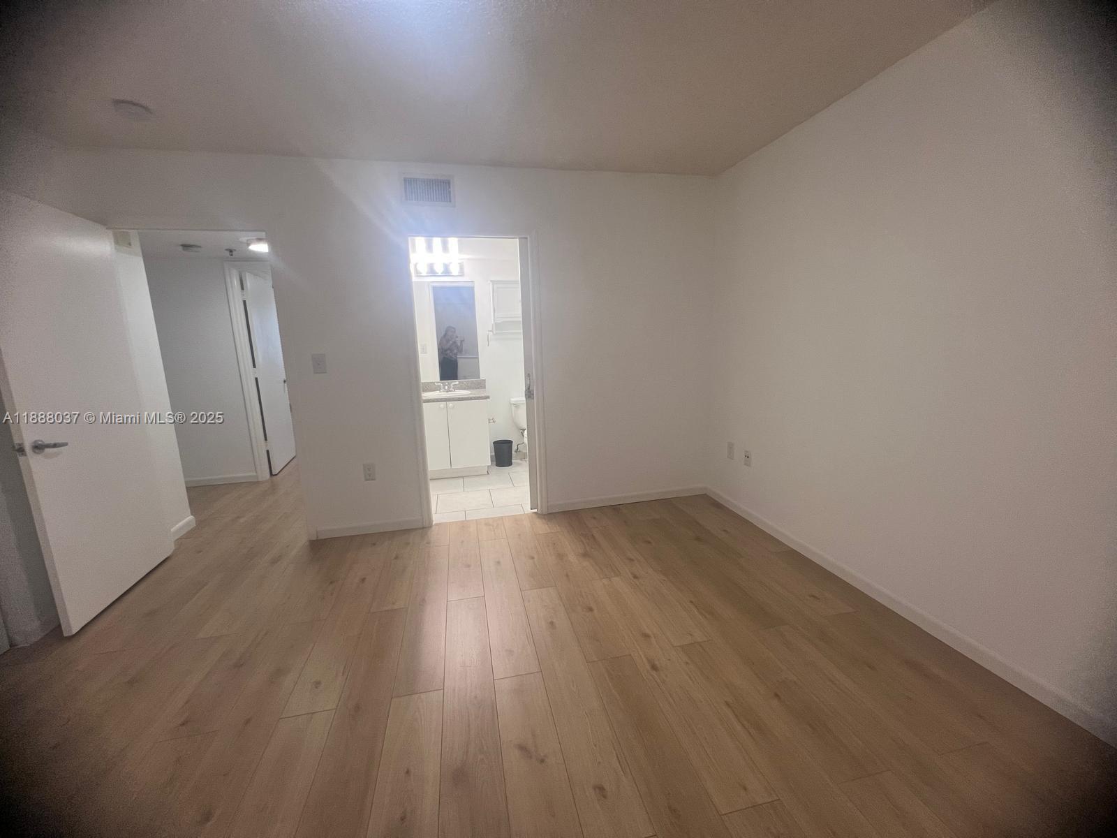 BEACH POINT CLUB CONDO - Residential Lease