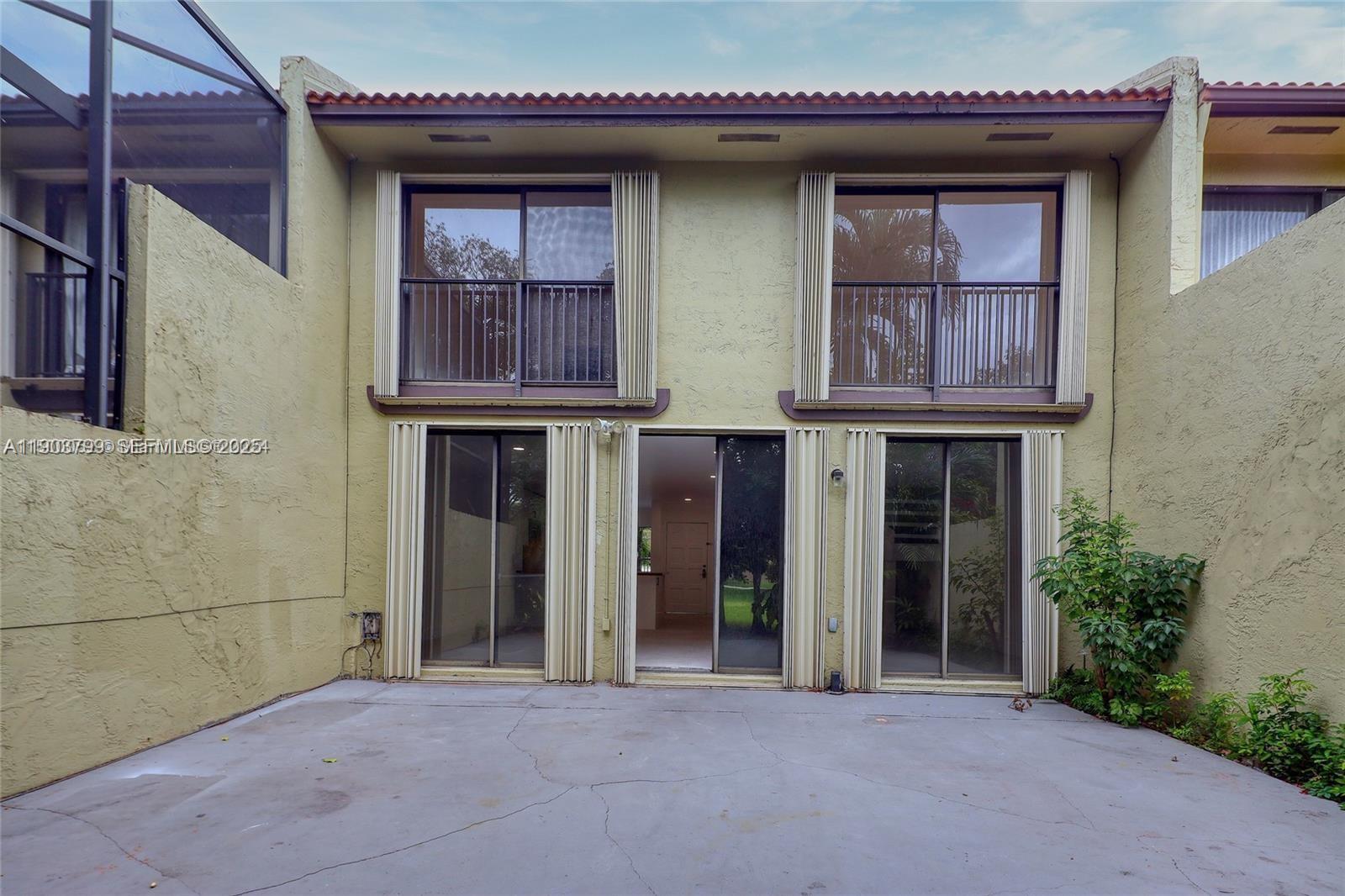 COSTA DEL SOL CONDO J - Residential