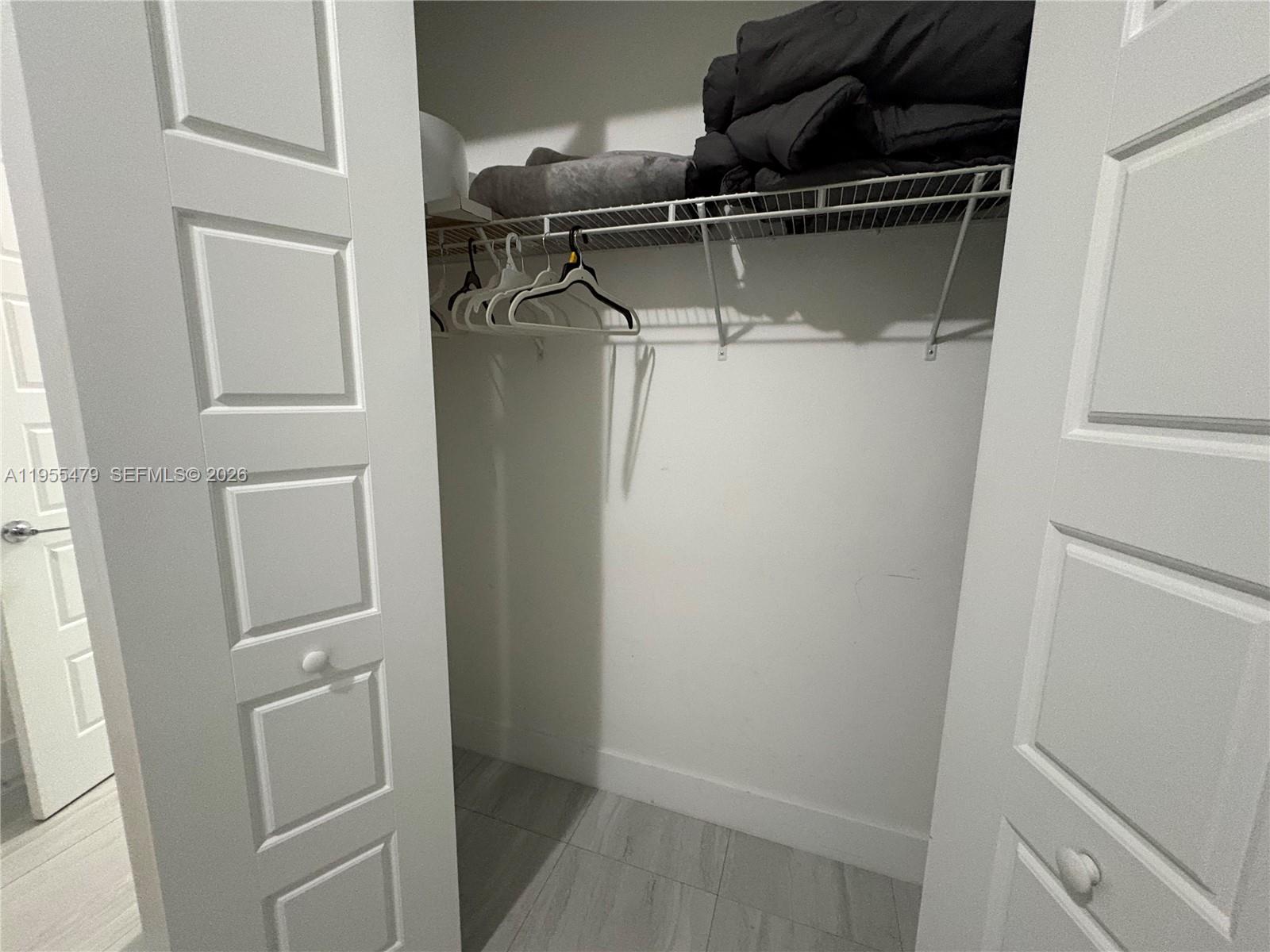 VENETIAN PARC - Residential