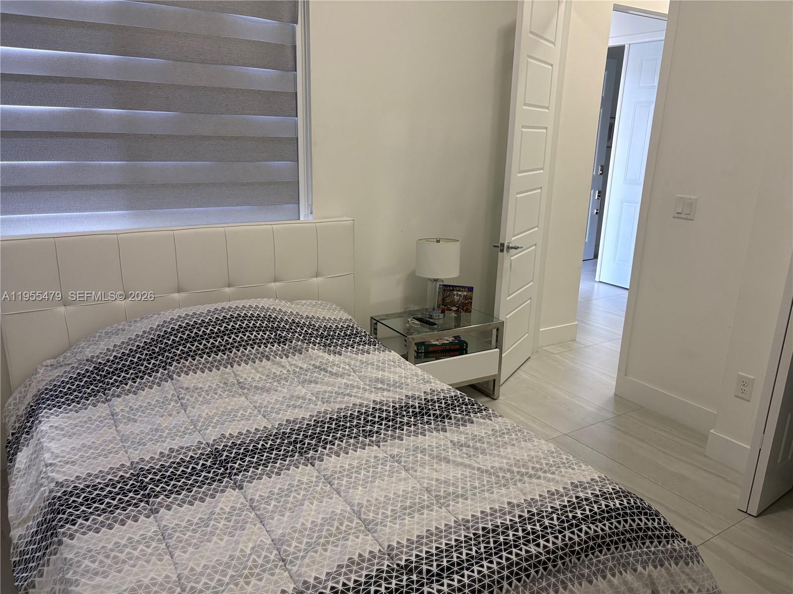 VENETIAN PARC - Residential