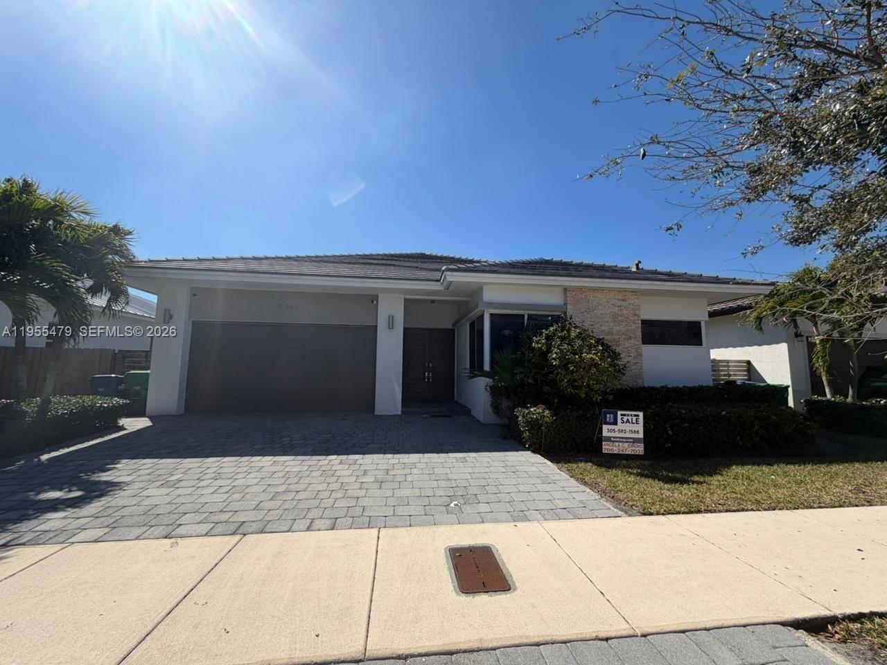 VENETIAN PARC - Residential