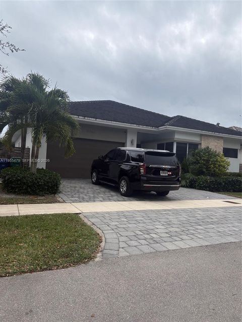 15062 SW 177th Ter Miami FL 33187