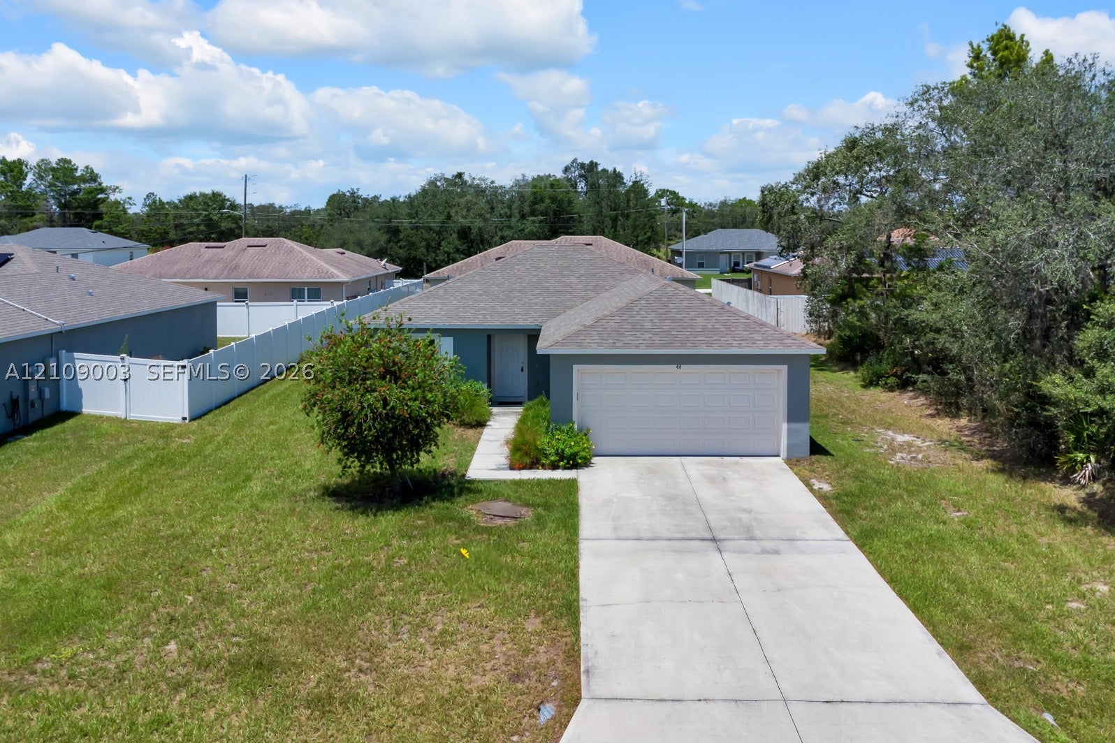 46 SE Willow Lane