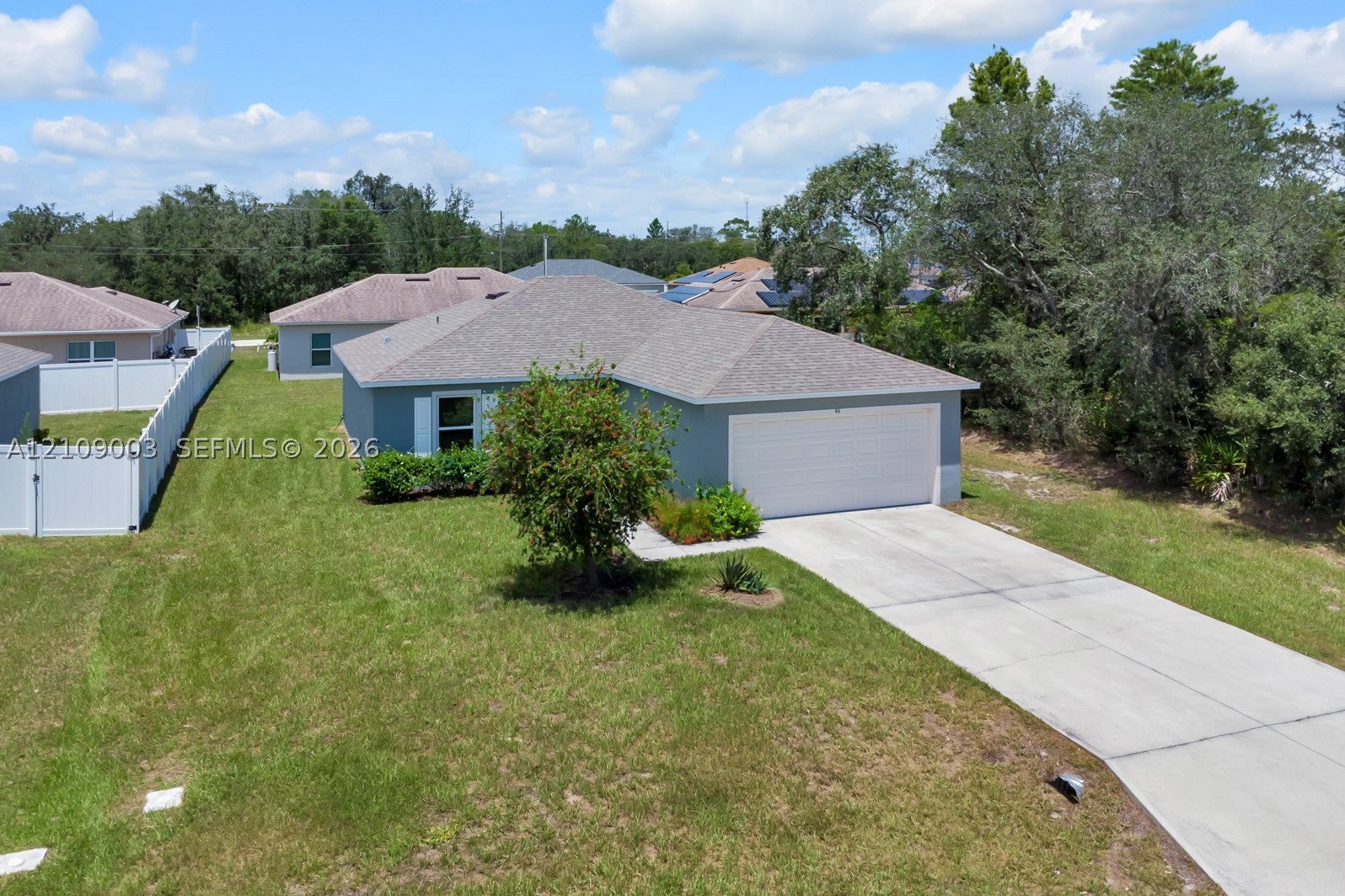 46 SE Willow Lane