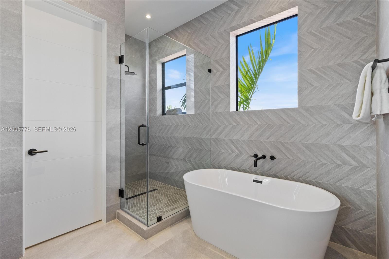 SILVER BLUFF GARDENS - Residential