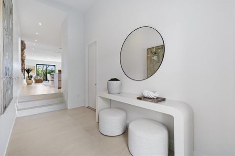 Tiny photo for 2787 SW 34th Ave, Miami, FL 33133 (MLS # A12005778)