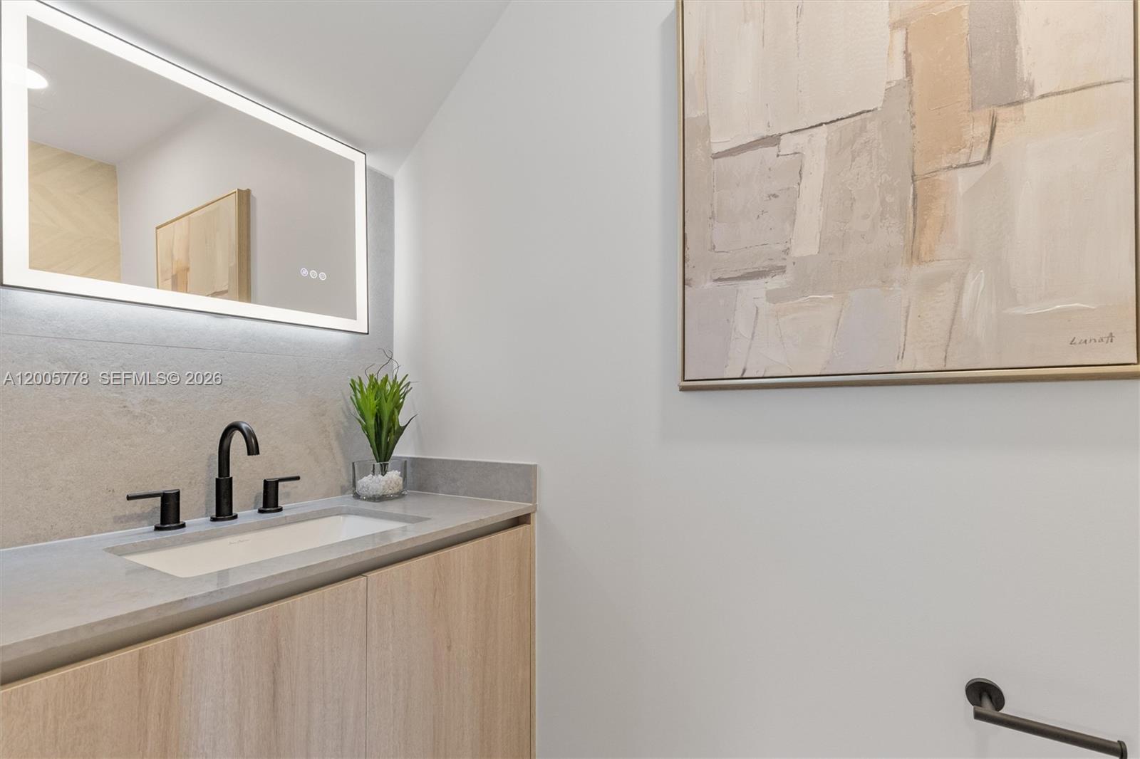 SILVER BLUFF GARDENS - Residential